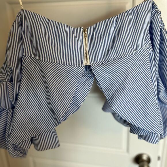 Essue Blue and White Crop Top - Picture 4 of 7